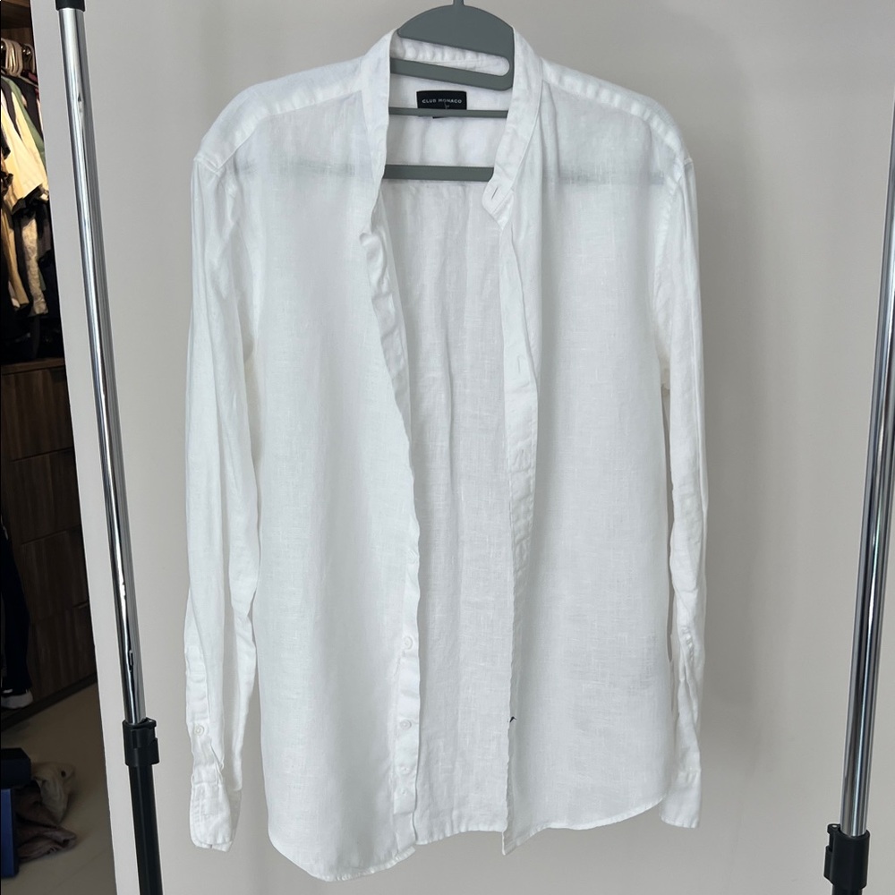 Club Monaco Men's Crisp White Button Down Shirt